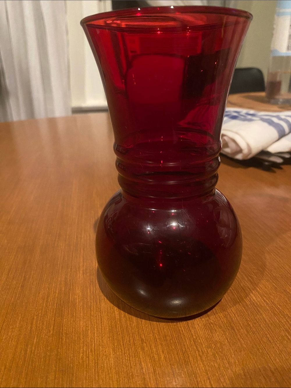 Vintage ANCHOR HOCKING  Royal Ruby Red Glass Ribbed Flower Vase  6”